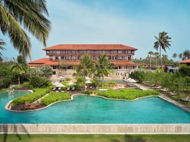 Cinnamon Hotel's & Resorts artwork