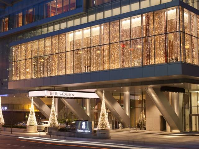 Ritz-Carlton Toronto artwork
